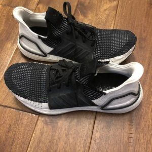 Women’s adidas ultraboost 19 “Oreo”